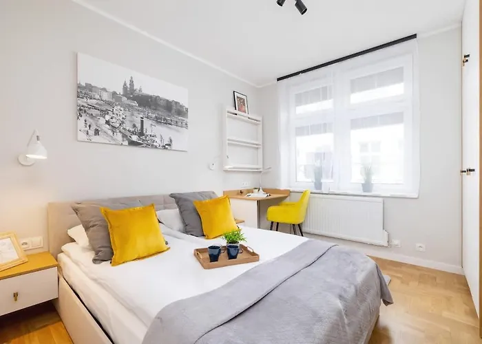 Apartamenty Warszauera z Klimatyzacją na Krakowskim Kazimierzu by Noclegi Renters